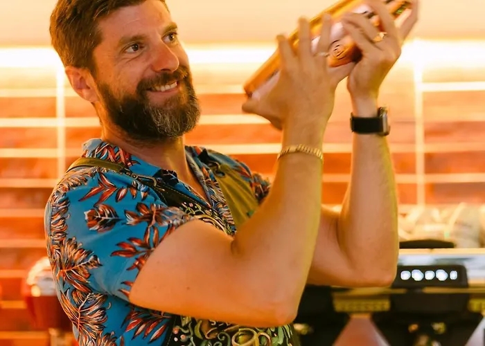 Eleni Parikia (Paros)