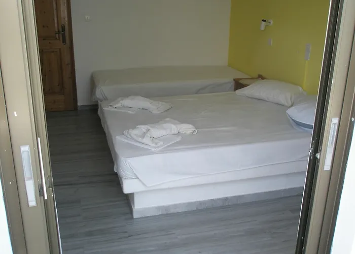 Guest house Eleni 4*