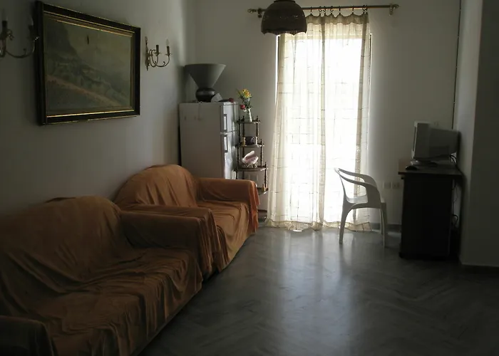 Guest house Eleni 4*