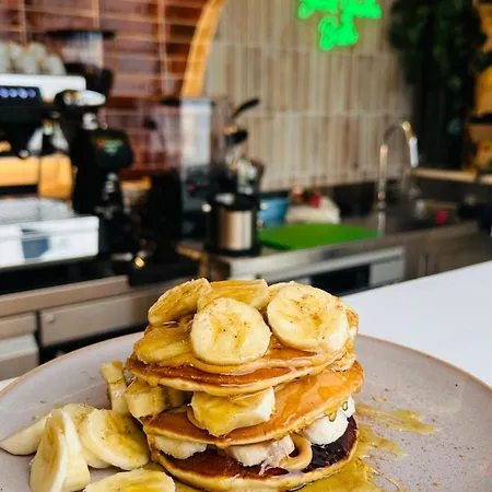 Guest house Eleni 4*