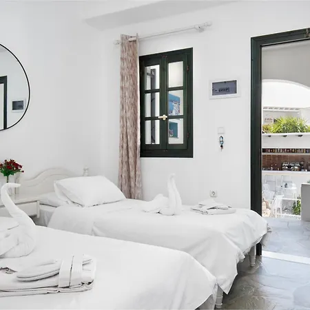 Eleni Parikia (Paros)