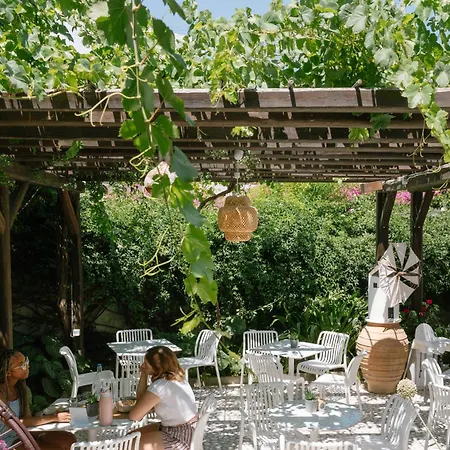 Eleni Guest house 4*